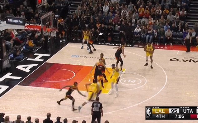 1661524003810094871.gif 2.gif